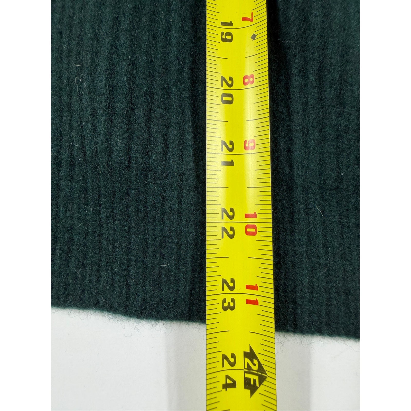 New Caron Callahan Wool V-Neck Sweater Dark Green Large — image 6 of 8